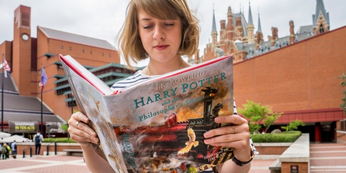 Harry Potter Exhibition - 20th Anniversary Celebration!