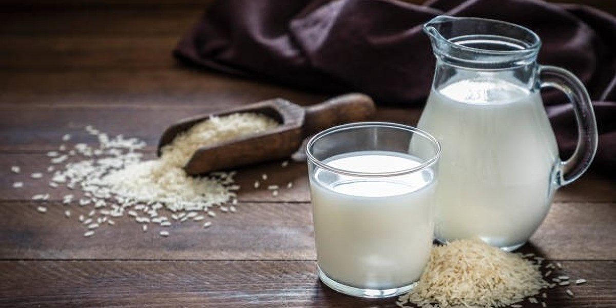 Rice Milk vs. Almond and Soy: The Battle of Plant-Based Milks