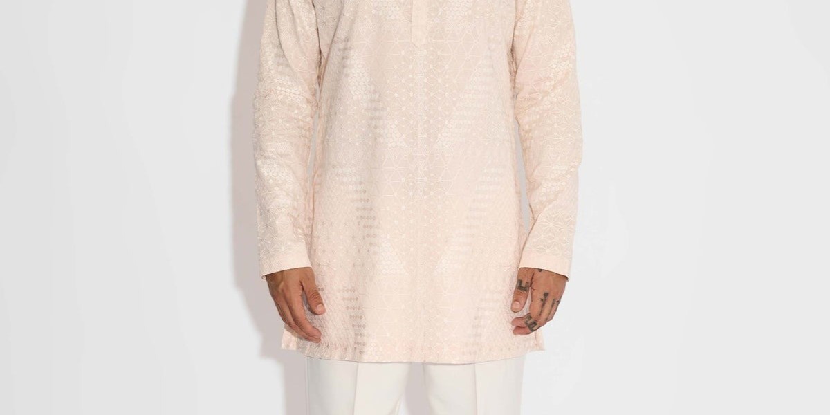 Embellished Kurta: Where Traditional Craftsmanship Meets Contemporary Glamour