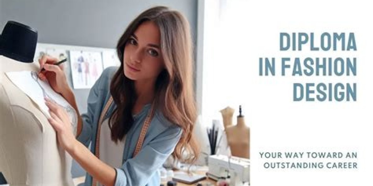 How a Diploma in Fashion Designing Opens Doors to the Industry?
