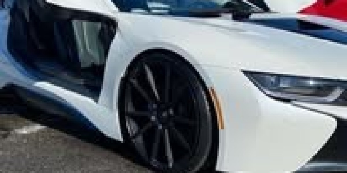 Sustainable Automotive Manufacturing & Recyclable Materials: Building the Future, One Component at a Time