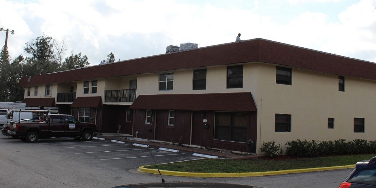 How a Roofing Company Coral Springs Improves Home Value Through Quality Roofing Work