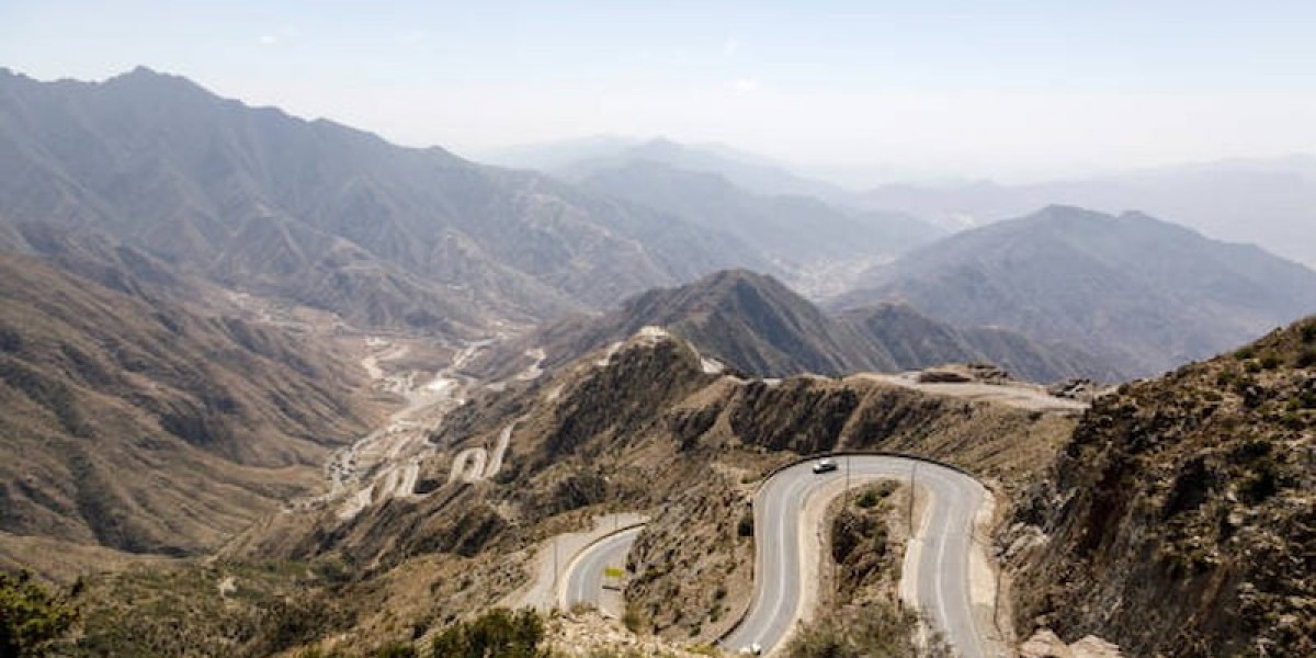 10 Natural Wonders to Discover in Asir Mountains, Saudi Arabia