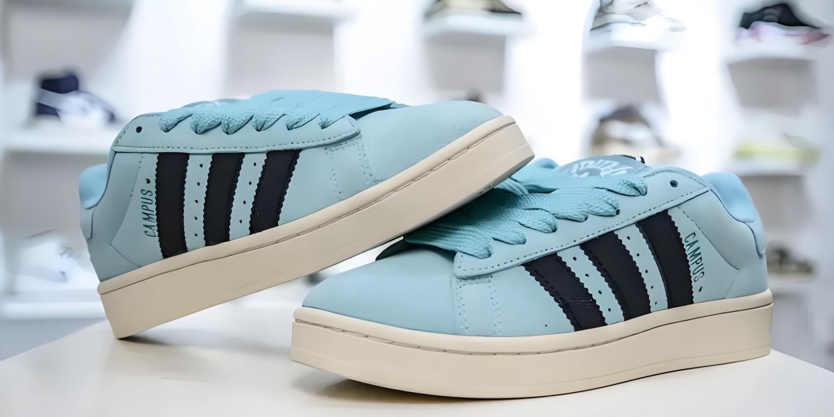 รองเท้า adidas ที่ต้องมีติดตู้!