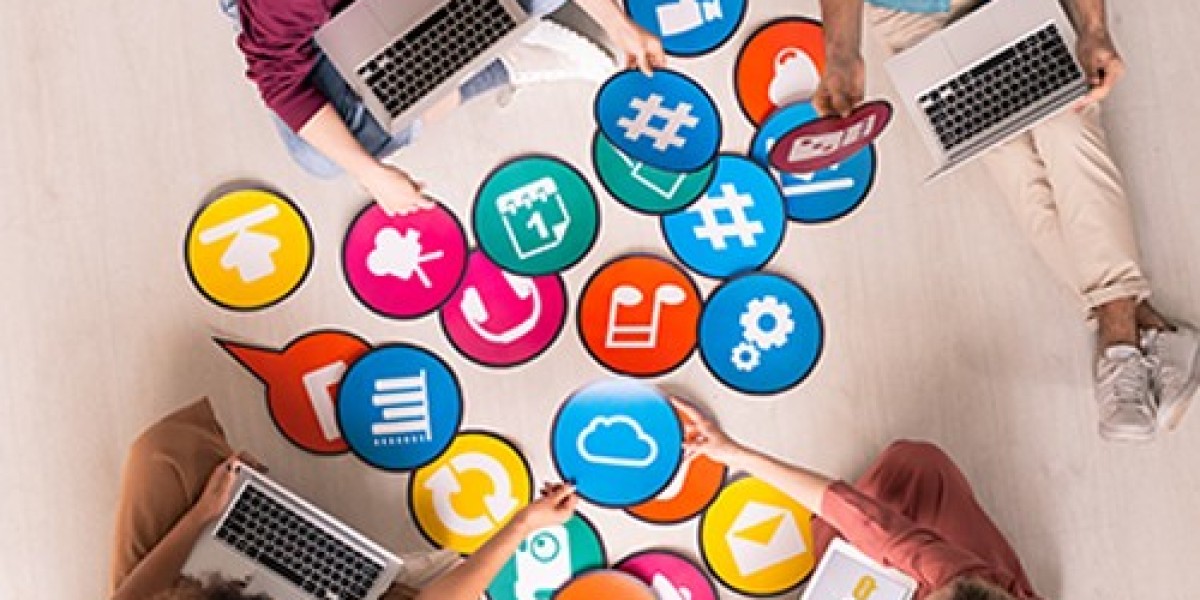 Why Should You Choose a Social Media Marketing Agency in Dubai for Your Brand Growth?