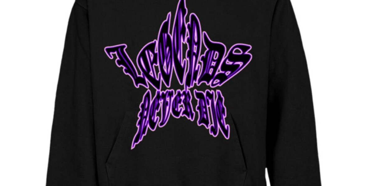 The Rising Popularity of Vlone Hoodie in Street Fashion