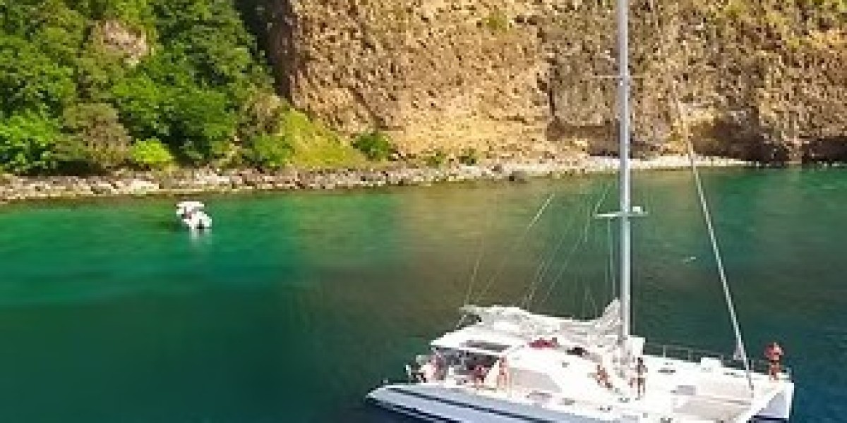 Location bateau Martinique : explorez l’île autrement