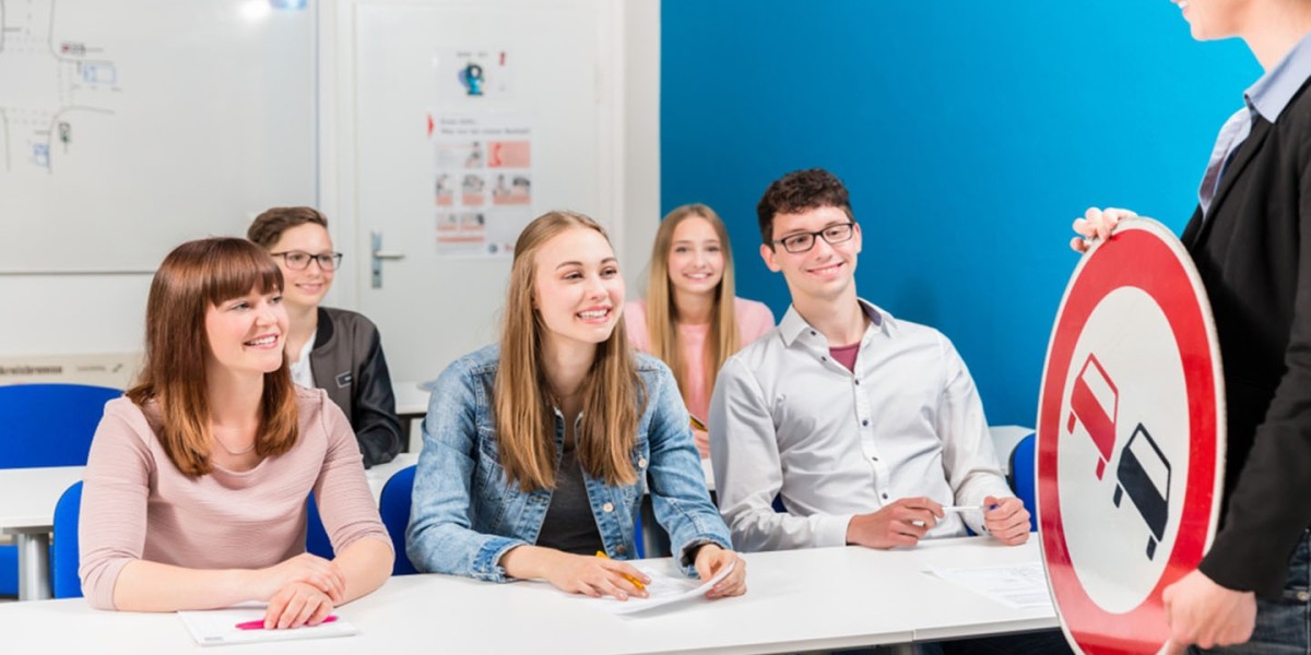 Why Does Driving School London Stand Out for Comprehensive Driver Education 2026?